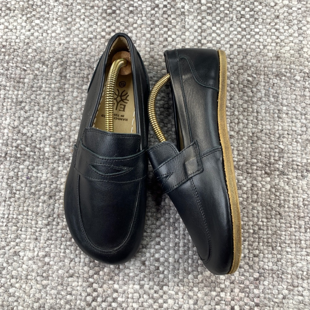 Earthing Harmony Black Leather Barefoot Penny Loafers Women Size 8.5 Grounding